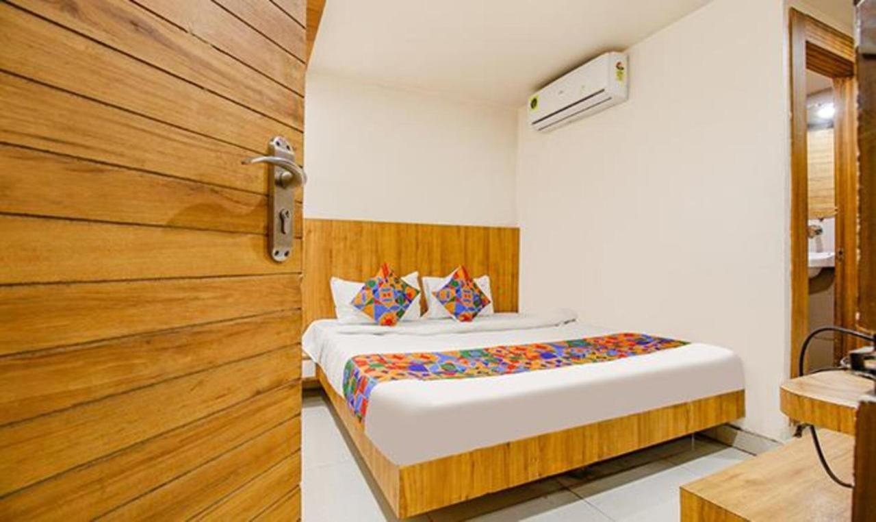 Fabexpress Sunshine Regency Hotell Bhopal Exteriör bild